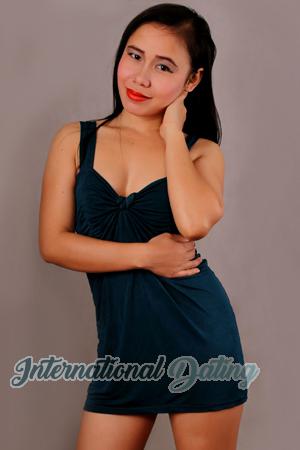 151617 - Roselyn Age: 34 - Philippines