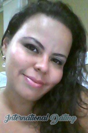 156934 - Jessica Age: 44 - Costa Rica