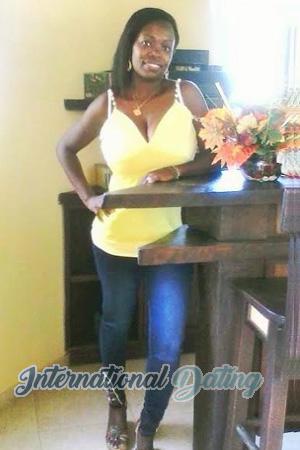 161539 - Luz Age: 47 - Colombia