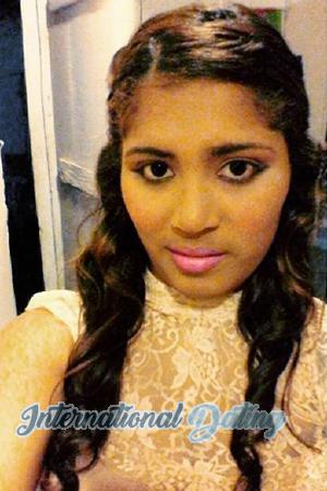 163478 - Roxanna Age: 29 - Dominican Republic