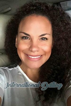 163970 - Monica Age: 49 - Colombia