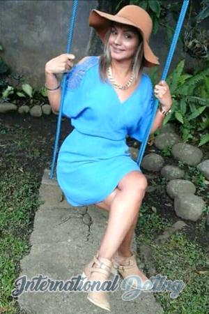 167639 - Michelle Age: 45 - Costa Rica