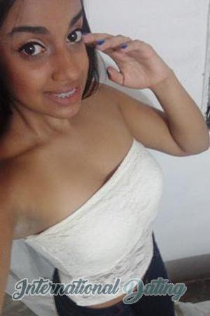 171562 - Melissa Age: 29 - Colombia