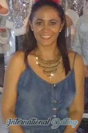171722 - Genni Age: 51 - Colombia