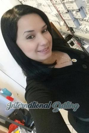 172948 - Yissel Age: 35 - Dominican Republic
