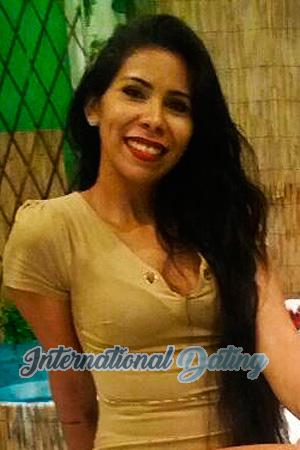 175632 - Suzane Age: 38 - Colombia