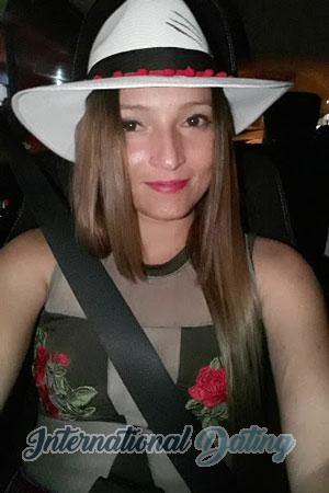 178107 - Yolith Age: 34 - Colombia