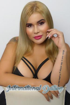 186566 - Marlin Age: 32 - Colombia