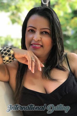 189474 - Nayivi Age: 49 - Colombia