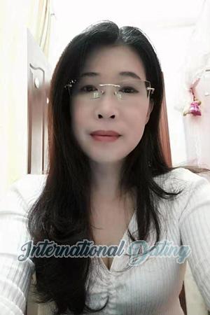 189985 - Chuyan Age: 48 - China