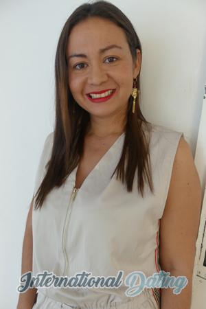 190203 - Luz Angela Age: 40 - Colombia