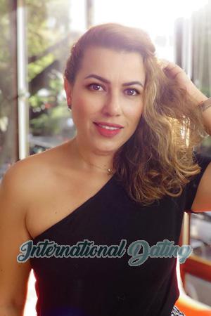 190289 - Angela Age: 48 - Colombia