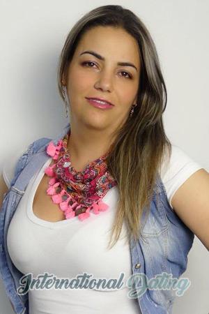 190461 - July Age: 37 - Colombia