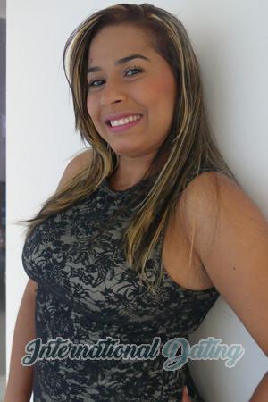 190665 - Yoelis Age: 35 - Colombia