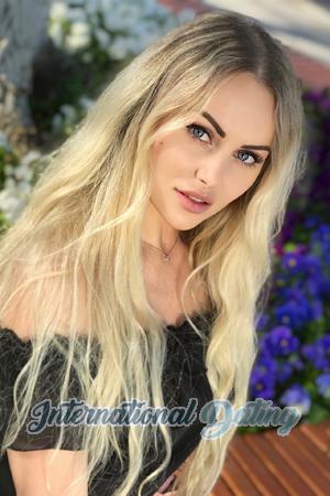 191226 - Anna Age: 35 - Russia