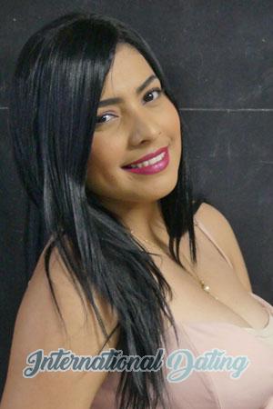 191920 - Thalia Age: 27 - Colombia