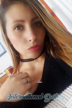 193593 - Yuly Age: 37 - Colombia