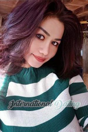 195504 - Laddawan Age: 47 - Thailand