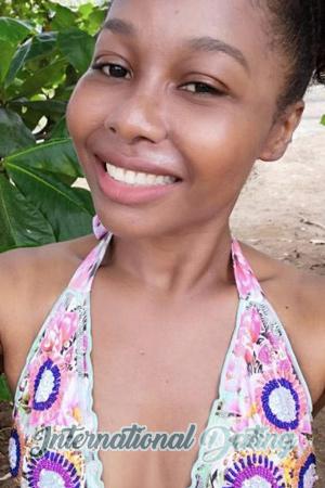 195912 - Liliana Age: 46 - Colombia