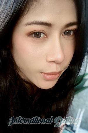 196338 - Kanyarat (Ram) Age: 40 - Thailand