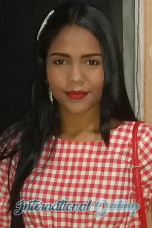 197273 - Yezmin Age: 23 - Colombia