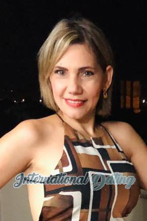 198318 - Yojanna Age: 47 - Colombia