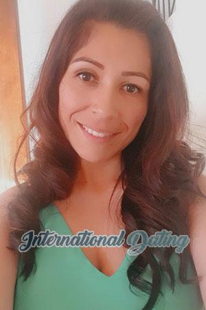 199852 - Adriana Age: 43 - Colombia