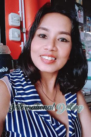 199898 - Kamollak Age: 56 - Thailand