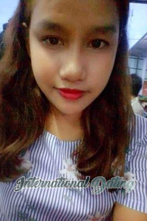 200455 - Kanyapat Age: 30 - Thailand