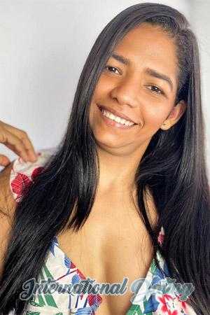 200664 - Blehivis Age: 34 - Colombia