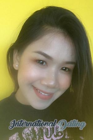 201347 - Rassamee Age: 28 - Thailand