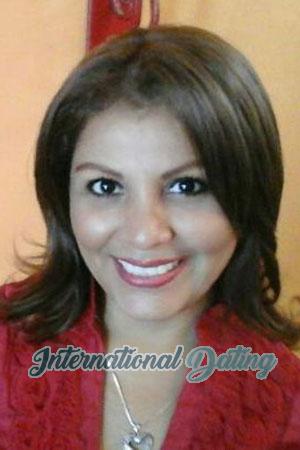 201883 - Silvia Age: 48 - Costa Rica