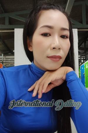 203547 - Ratchaneekorn Age: 41 - Thailand