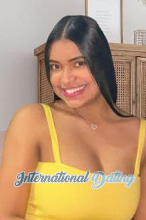 204012 - Valeria Age: 25 - Colombia