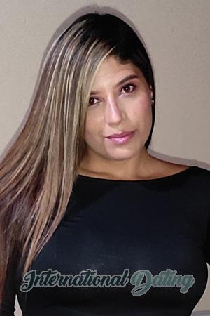 204578 - Daniela Age: 33 - Colombia