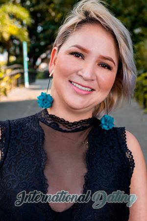 207186 - Diana Age: 37 - Colombia