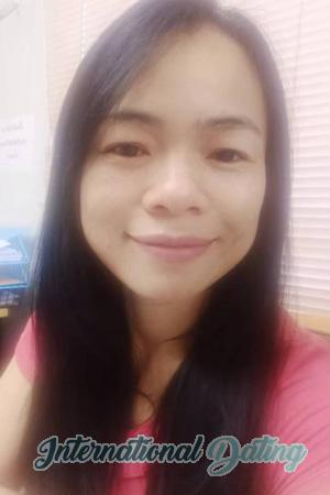 207202 - Wipaporn Age: 43 - Thailand