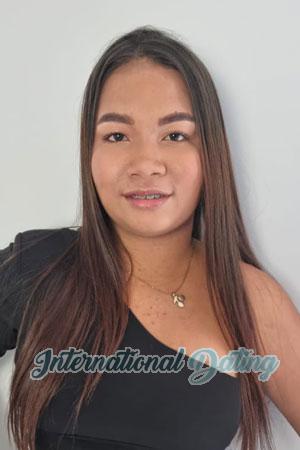 207661 - Jessenia Age: 27 - Colombia