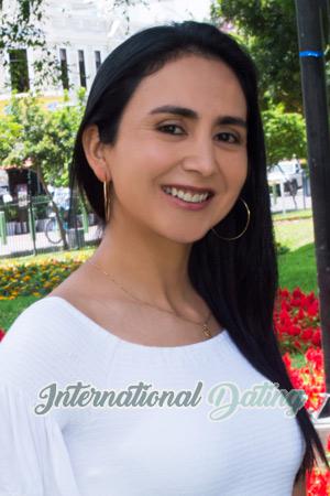 207752 - Karla Age: 40 - Peru