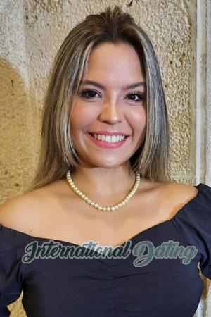 208375 - Daniela Age: 29 - Colombia