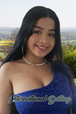 209131 - Nayelis Age: 23 - Colombia