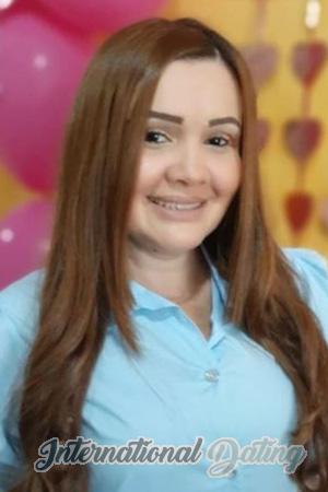 209217 - Wendy Age: 42 - Colombia