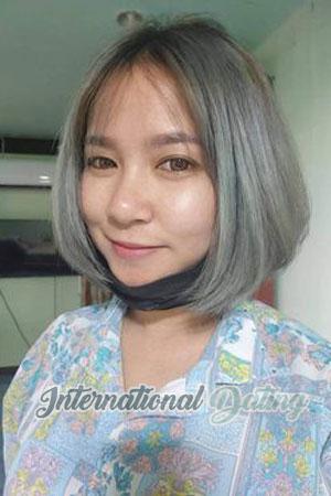 209364 - Oumaporn Age: 34 - Thailand