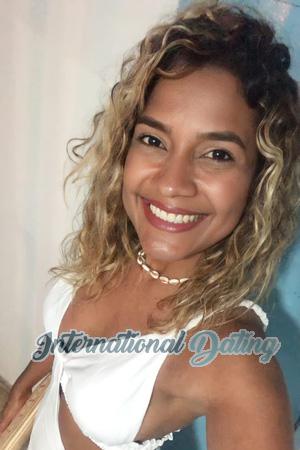 210282 - Carolina Age: 36 - Colombia