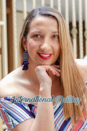 210700 - Karen Age: 38 - Colombia