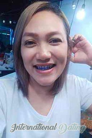 211513 - Jiraporn Age: 43 - Thailand