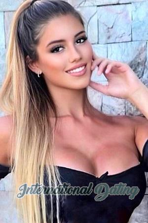 215197 - Mariana Age: 28 - Argentina