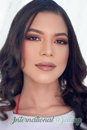 215261 - Julie Age: 31 - Colombia