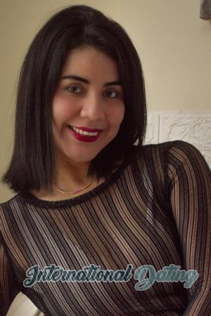 215920 - Sorayda Age: 39 - Peru