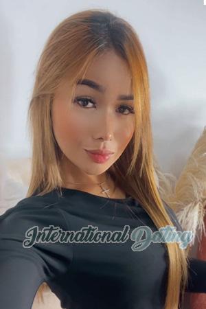 216417 - Yulieth Age: 25 - Colombia